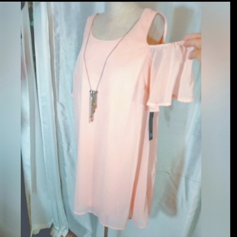 As U WISH TAG short Pink Dress, feather Medallion/Chain, Open Shoulder Sleeve,1X
